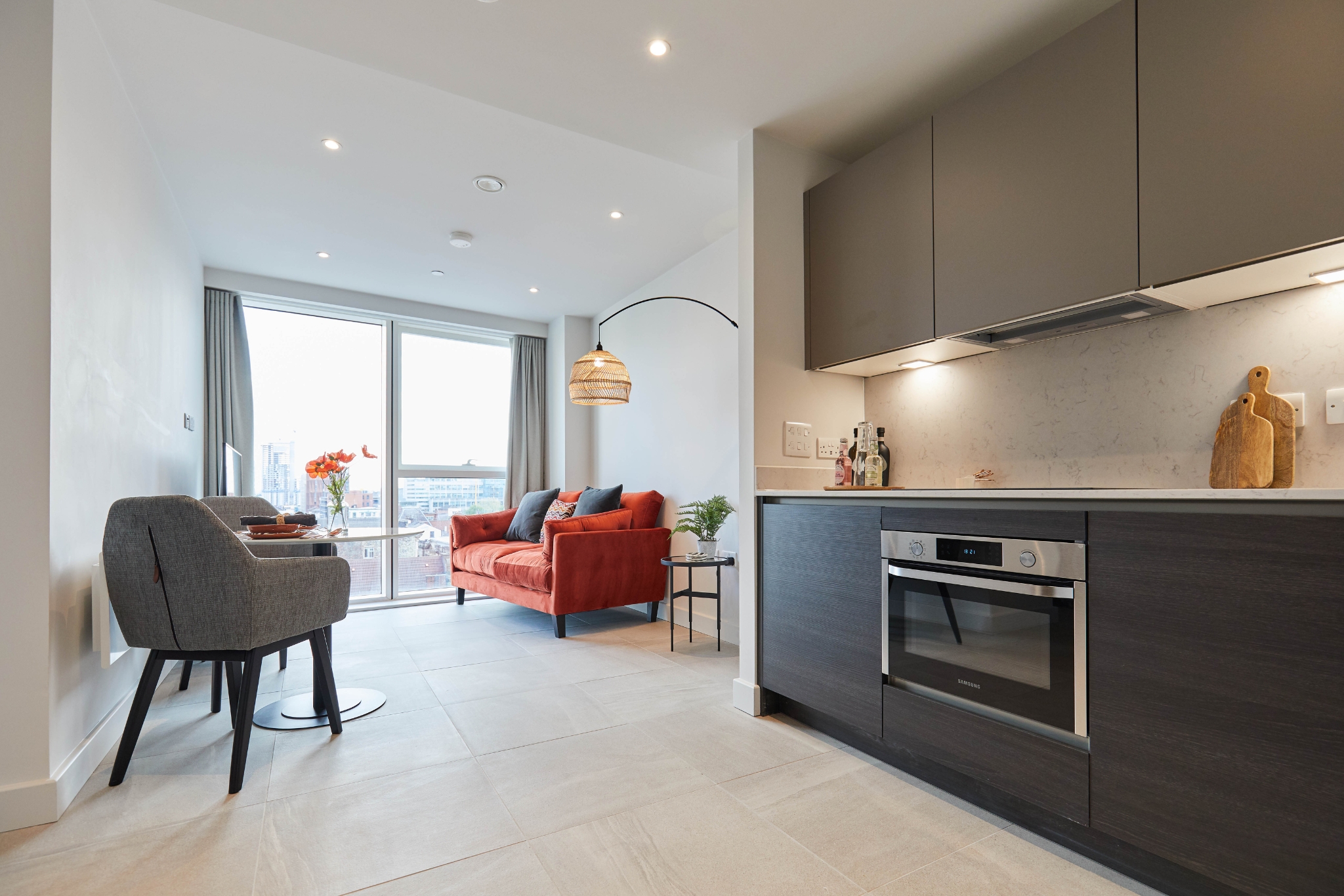 Modern studio apartment to rent in Manchester city centre | Kitchen with wall and floor mounted units