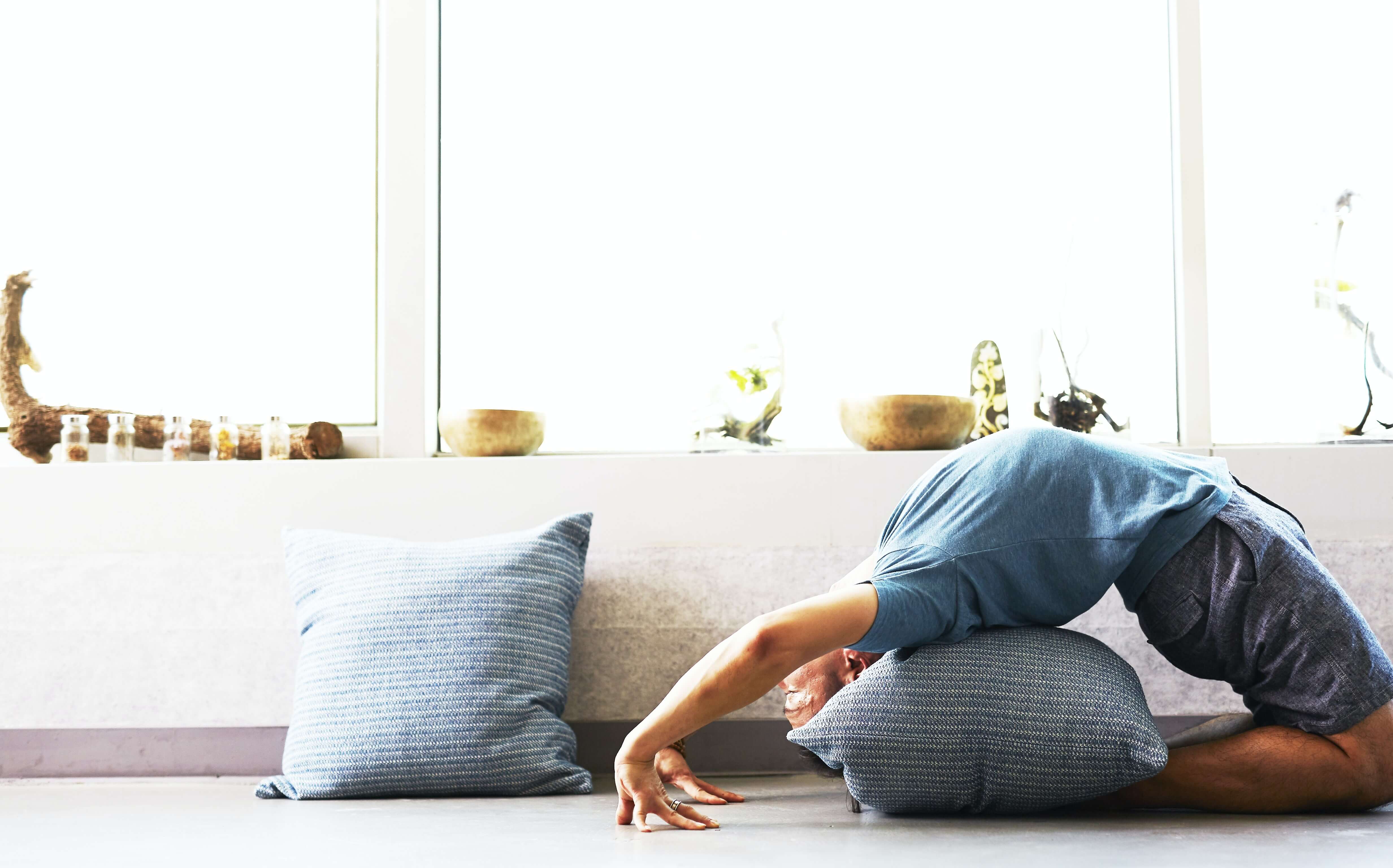 free yoga classes for london renters apo kew bridge